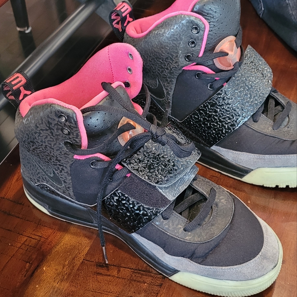 Yeezy Size 12